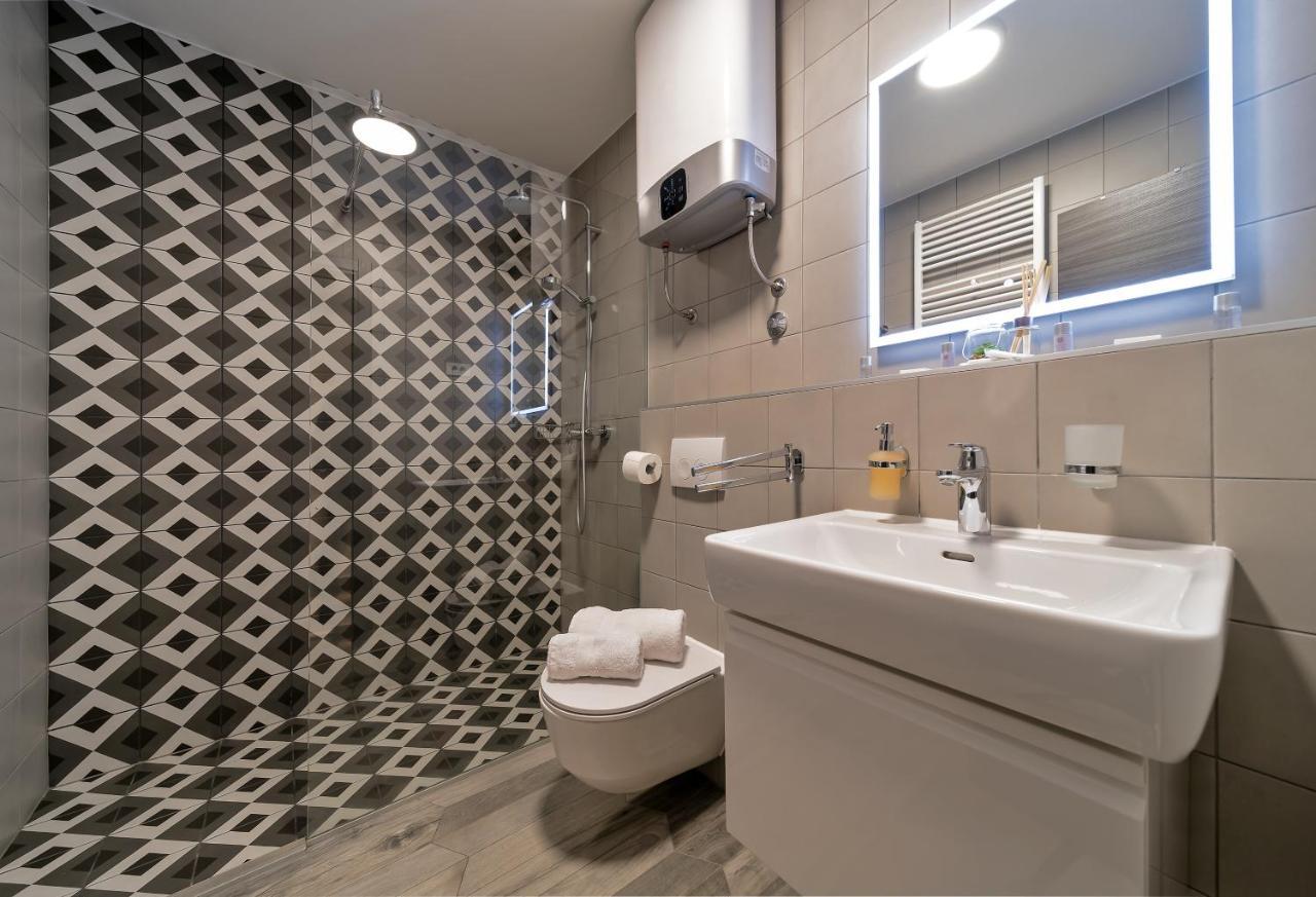 Il Giardino Luxury Rooms & Suites سبليت المظهر الخارجي الصورة